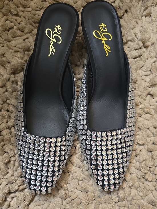 42 GOLD Shoes - New 42 GOLD Women's Size 9.5 Black Crystal-Studded Slip-On Mules